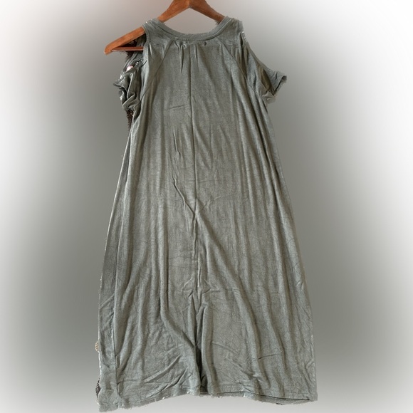 Maurices Sage/Green cold shoulder dress, XS, good condition . - Picture 2 of 3